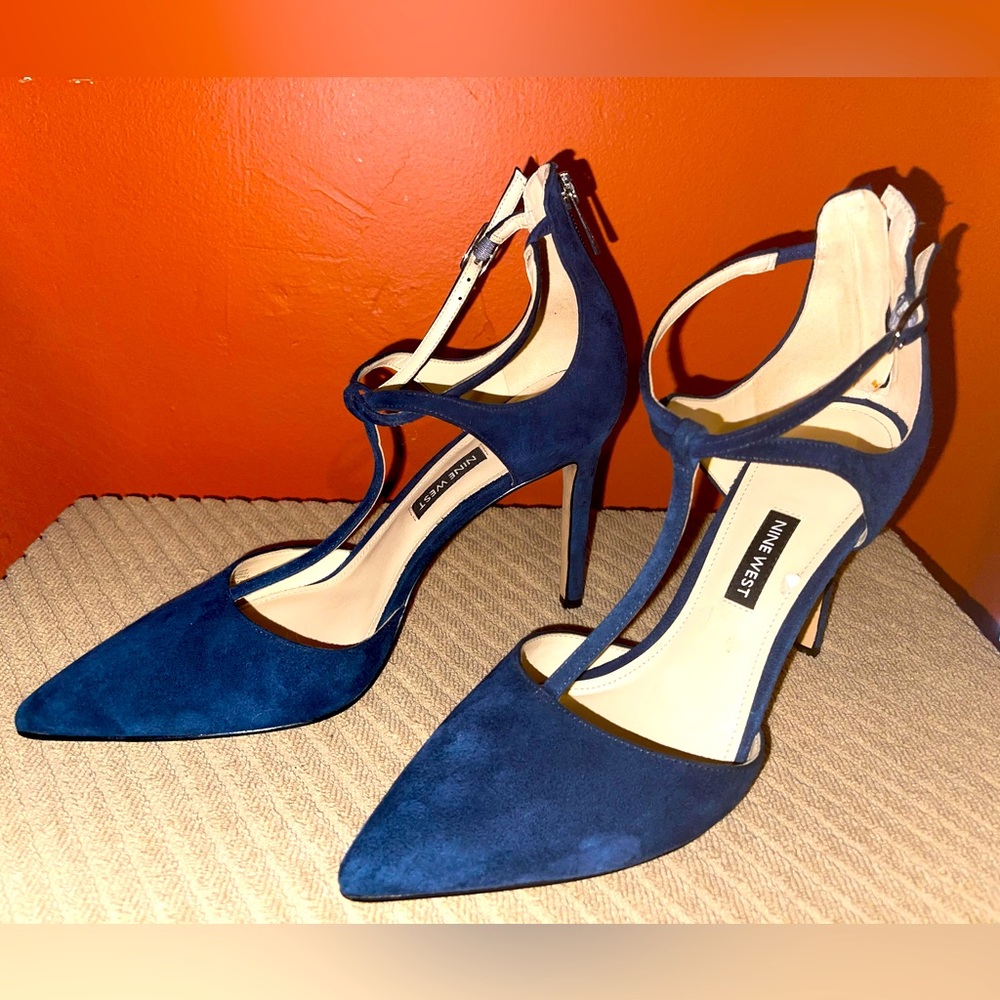 NINE WEST “Teresa” suede heels